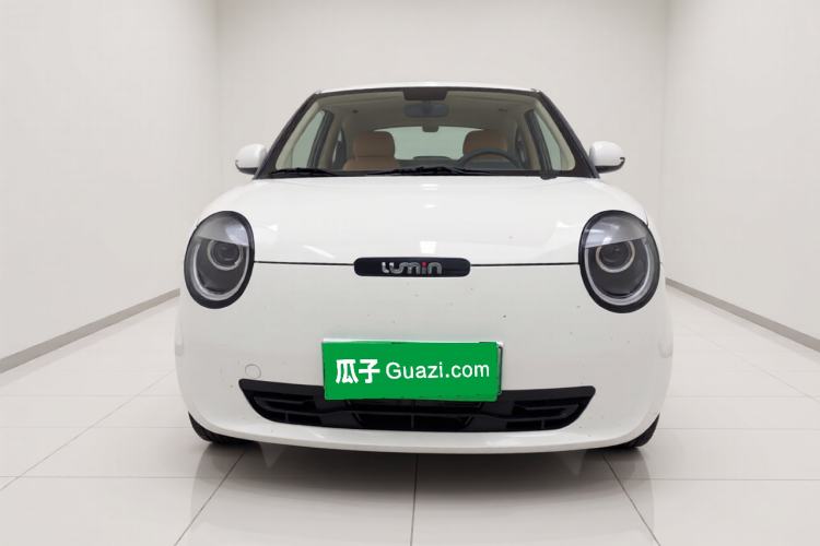 Used CHANGAN NEVO Lumin 2025 205 km Xiangqin Version Front