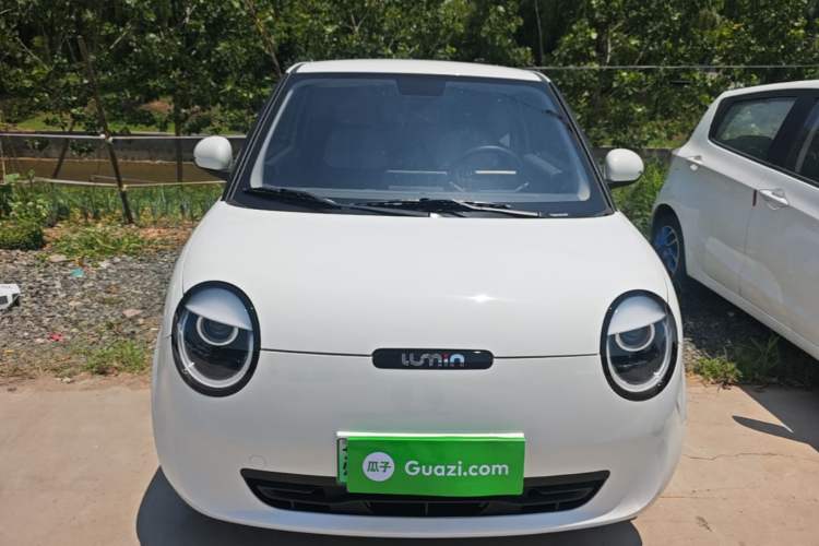 Used CHANGAN NEVO Lumin 2025 205 km Xiangqin Version Front