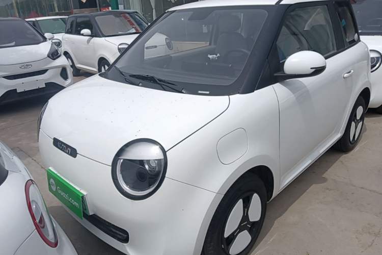 Used CHANGAN NEVO Lumin 2025 205 km Xiangqin Version Front
