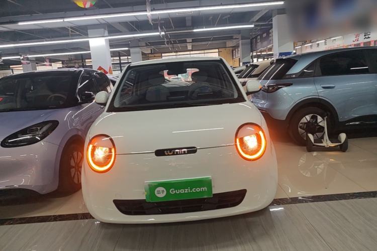 Used CHANGAN NEVO Lumin 2025 205km Refreshing Edition Front