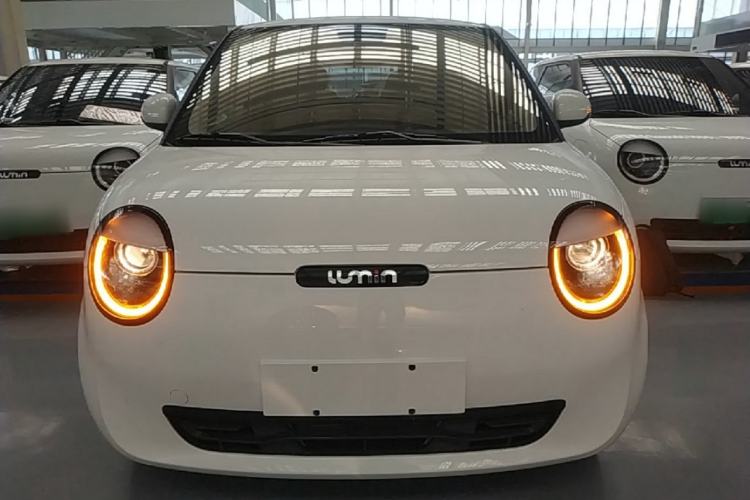 Used CHANGAN NEVO Lumin 2025 205 km Xiangqin Version Front