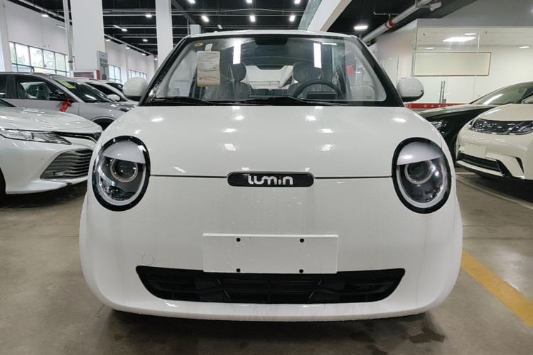 Used CHANGAN NEVO Lumin 2025 205 km Xiangqin Version Front