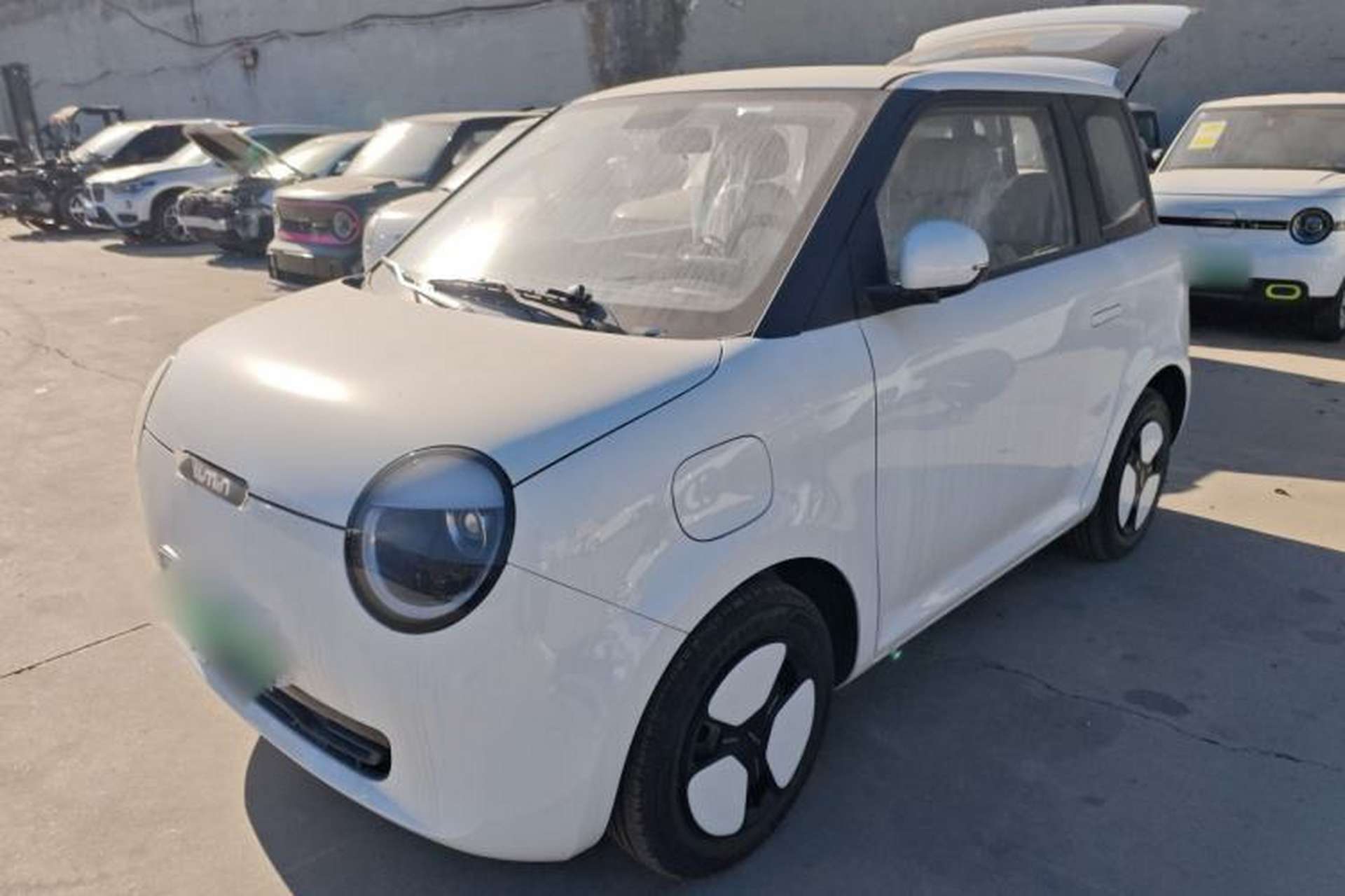 Used CHANGAN NEVO Lumin 2025 205 km Xiangqin Version Front Left 45 Deg