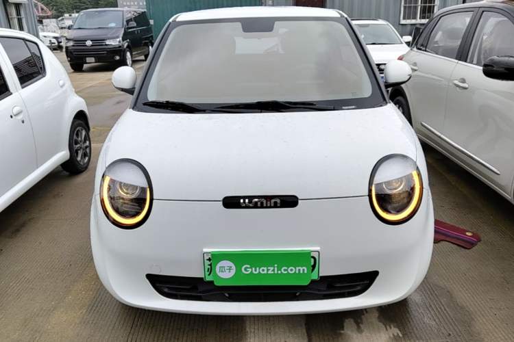 Used CHANGAN NEVO Lumin 2025 205 km Xiangqin Version Front