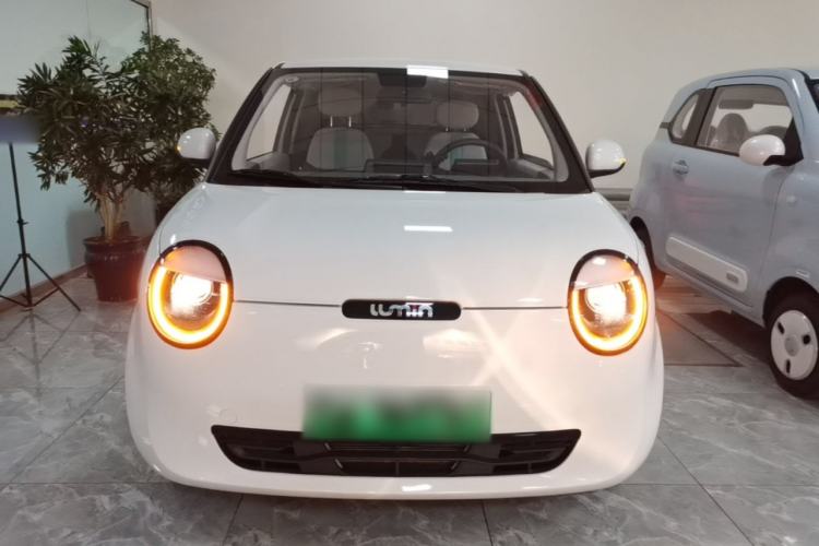 Used CHANGAN NEVO Lumin 2025 205 km Xiangqin Version Front