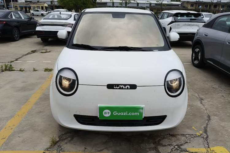 Used CHANGAN NEVO Lumin 2025 205 km Xiangqin Version Front
