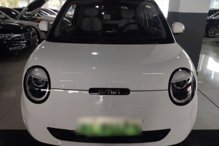 Used CHANGAN NEVO Lumin 2025 205km Refreshing Edition Front