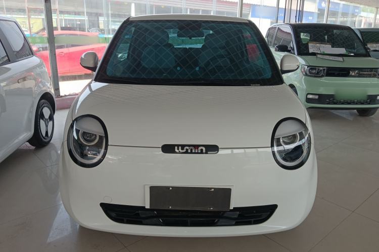 Used CHANGAN NEVO Lumin 2025 205km Refreshing Edition Front