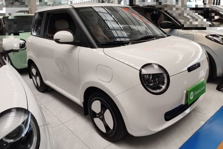 Used CHANGAN NEVO Lumin 2025 301km Honey Dew Edition Front Right 45 Deg