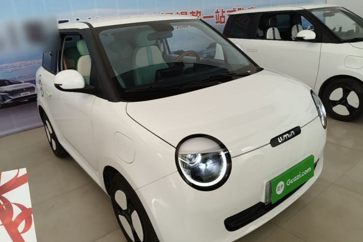 Used CHANGAN NEVO Lumin 2025 301km Honey Dew Edition Front Right 45 Deg