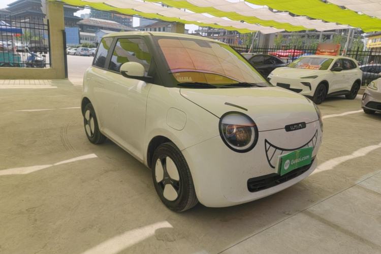 Used CHANGAN NEVO Lumin 2025 301km Honey Dew Edition Front Right 45 Deg