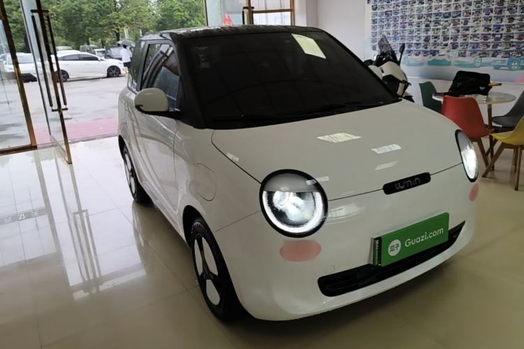 Used CHANGAN NEVO Lumin 2025 205 km Xiangqin Version Front Right 45 Deg
