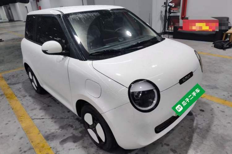 Used CHANGAN NEVO Lumin 2025 205 km Xiangqin Version Front Right 45 Deg