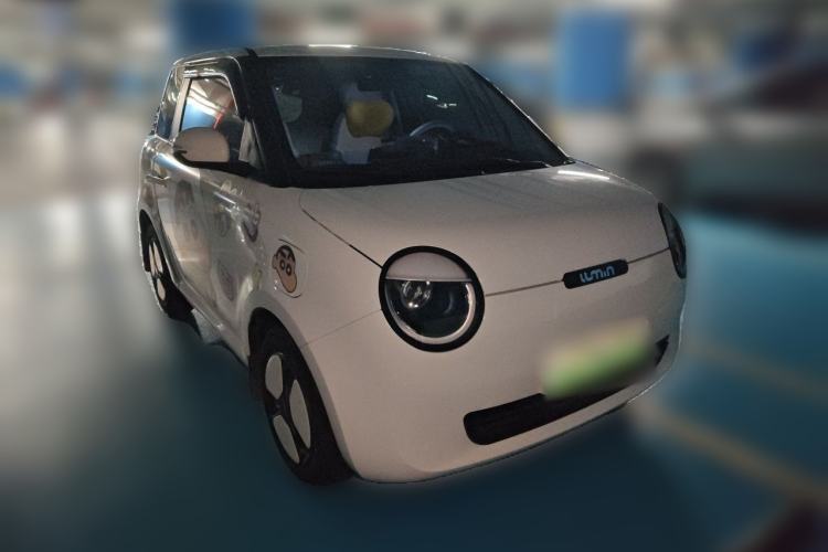 Used CHANGAN NEVO Lumin 2025 301km Honey Dew Edition Front Right 45 Deg