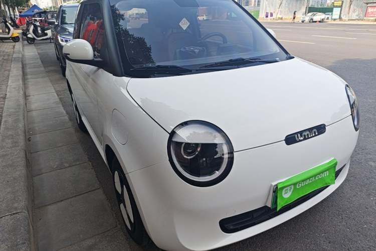 Used CHANGAN NEVO Lumin 2025 205 km Xiangqin Version Front Right 45 Deg