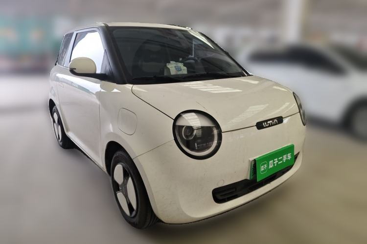 Used CHANGAN NEVO Lumin 2025 205 km Xiangqin Version Front Right 45 Deg