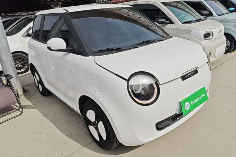 Used CHANGAN NEVO Lumin 2025 205 km Xiangqin Version Front Right 45 Deg