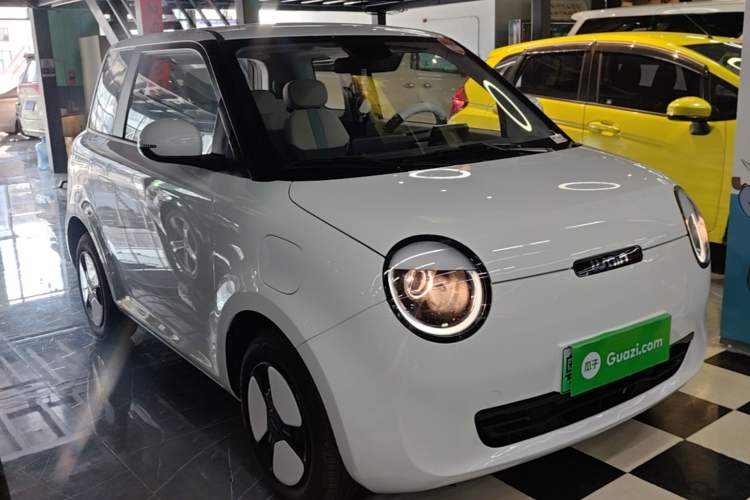 Used CHANGAN NEVO Lumin 2025 205 km Xiangqin Version Front Right 45 Deg