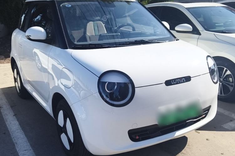 Used CHANGAN NEVO Lumin 2025 205 km Xiangqin Version Front Right 45 Deg