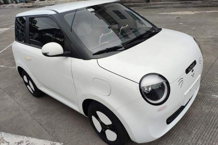 Used CHANGAN NEVO Lumin 2025 205 km Xiangqin Version Front Right 45 Deg