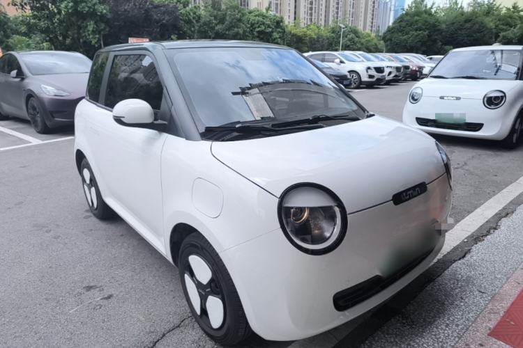 Used CHANGAN NEVO Lumin 2025 301km Honey Dew Edition Front Right 45 Deg