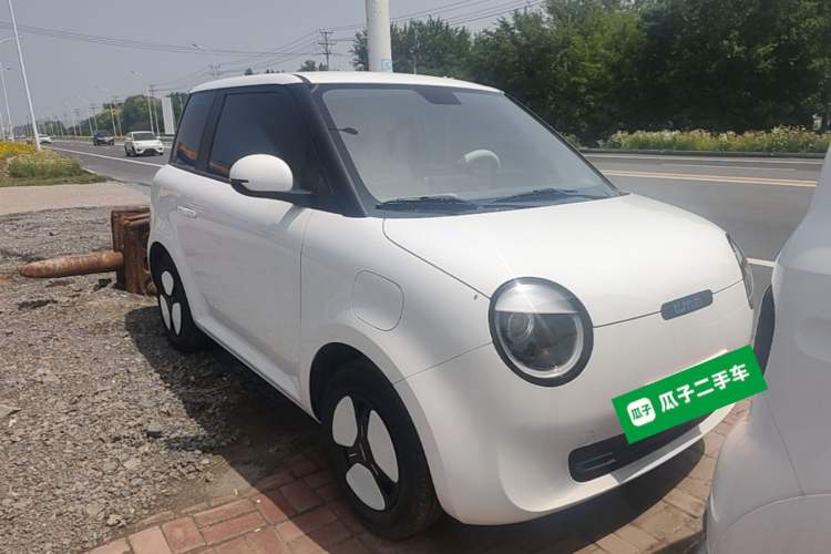Used CHANGAN NEVO Lumin 2025 205 km Xiangqin Version Front Right 45 Deg
