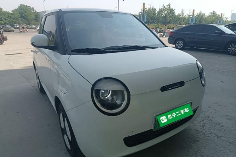 Used CHANGAN NEVO Lumin 2025 205 km Xiangqin Version Front Right 45 Deg