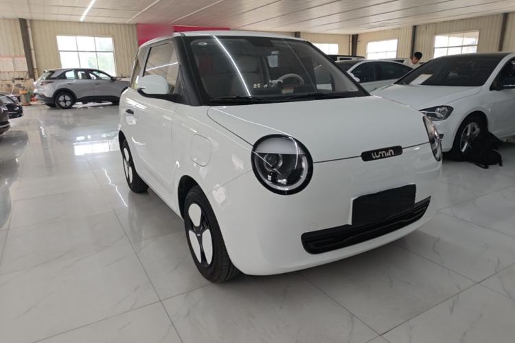 Used CHANGAN NEVO Lumin 2025 301km Honey Dew Edition Front Right 45 Deg