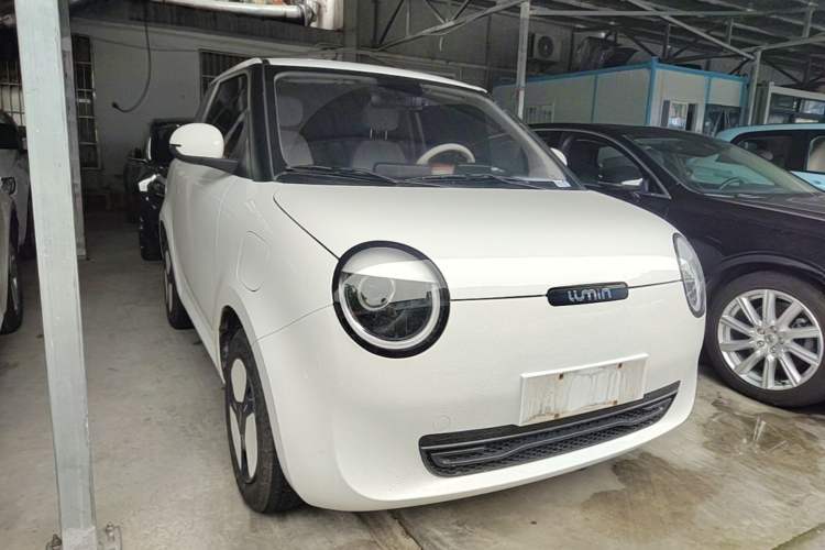 Used CHANGAN NEVO Lumin 2025 301km Honey Dew Edition Front Right 45 Deg