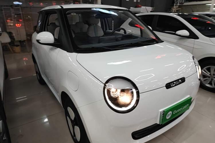 Used CHANGAN NEVO Lumin 2025 205 km Xiangqin Version Front Right 45 Deg