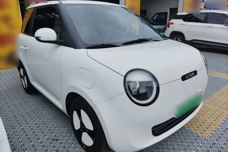 Used CHANGAN NEVO Lumin 2025 205 km Xiangqin Version Front Right 45 Deg