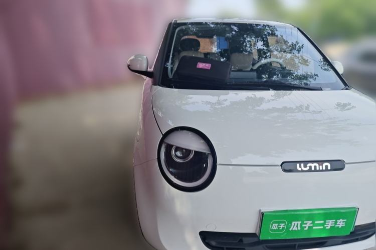 Used CHANGAN NEVO Lumin 2025 205 km Xiangqin Version Front Right 45 Deg