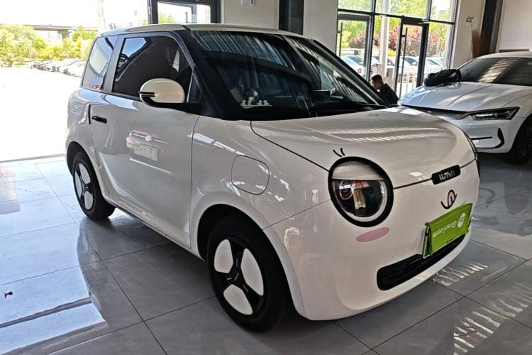 Used CHANGAN NEVO Lumin 2025 205 km Xiangqin Version Front Right 45 Deg