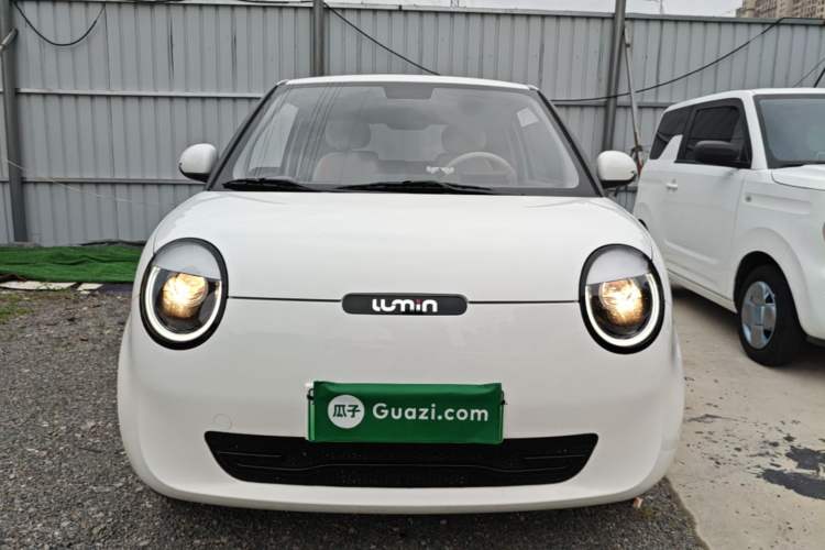 Used CHANGAN NEVO Lumin 2025 301km Honey Dew Edition Front