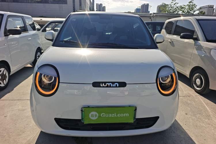 Used CHANGAN NEVO Lumin 2025 205 km Xiangqin Version Front