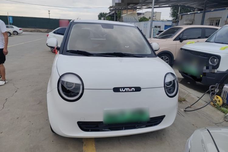 Used CHANGAN NEVO Lumin 2025 205 km Xiangqin Version Front