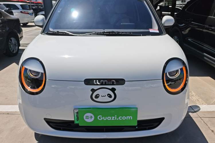 Used CHANGAN NEVO Lumin 2025 205km Refreshing Edition Front