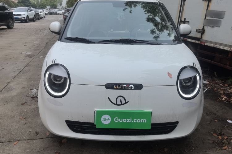 Used CHANGAN NEVO Lumin 2025 205km Refreshing Edition Front