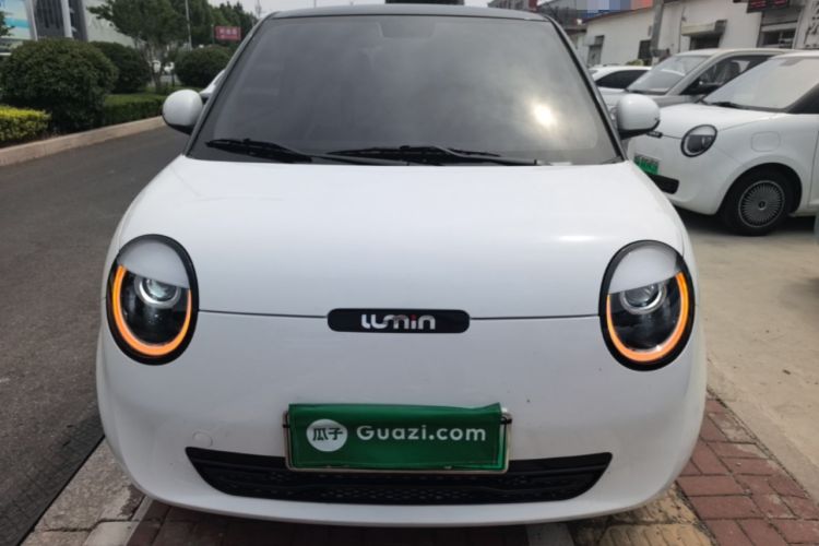 Used CHANGAN NEVO Lumin 2025 205km Refreshing Edition Front