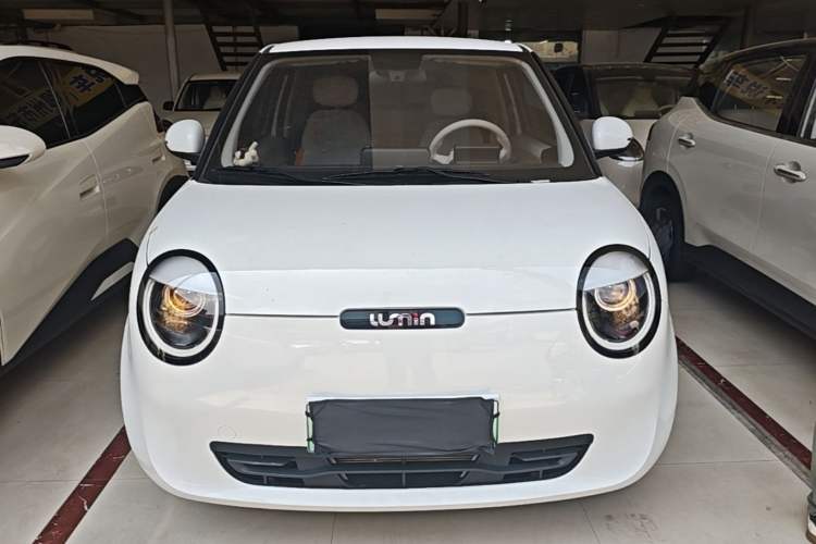 Used CHANGAN NEVO Lumin 2025 301km Honey Dew Edition Front