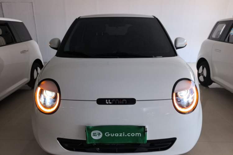 Used CHANGAN NEVO Lumin 2025 205 km Xiangqin Version Front