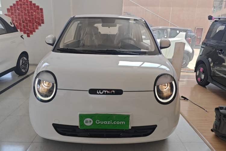 Used CHANGAN NEVO Lumin 2025 205 km Xiangqin Version Front