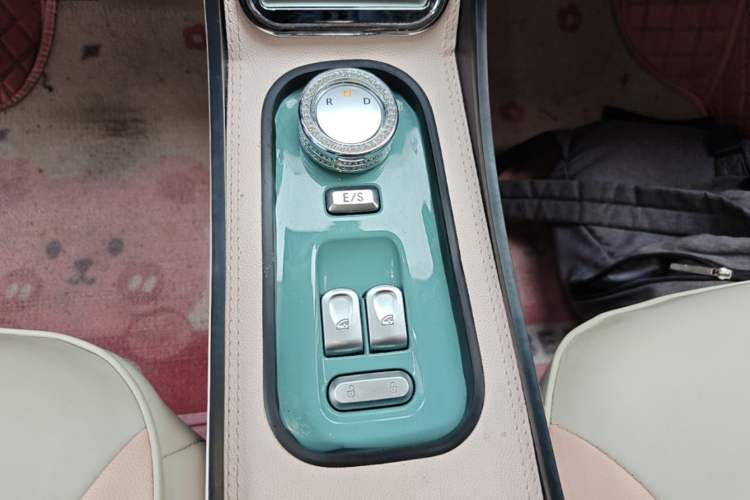 Used CHANGAN NEVO Lumin 2025 205 km Xiangqin Version Gear Lever