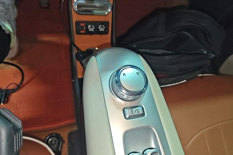 Used CHANGAN NEVO Lumin 2025 205 km Xiangqin Version Gear Lever