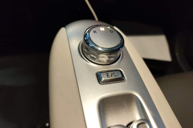 Used CHANGAN NEVO Lumin 2025 205 km Xiangqin Version Gear Lever