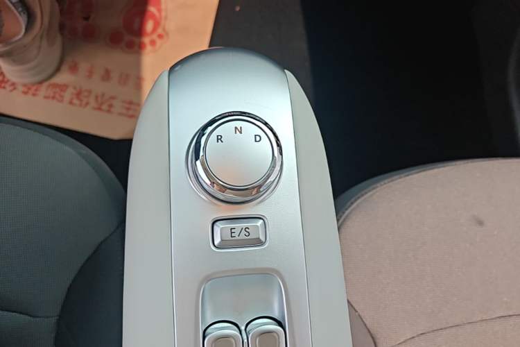 Used CHANGAN NEVO Lumin 2025 205 km Xiangqin Version Gear Lever