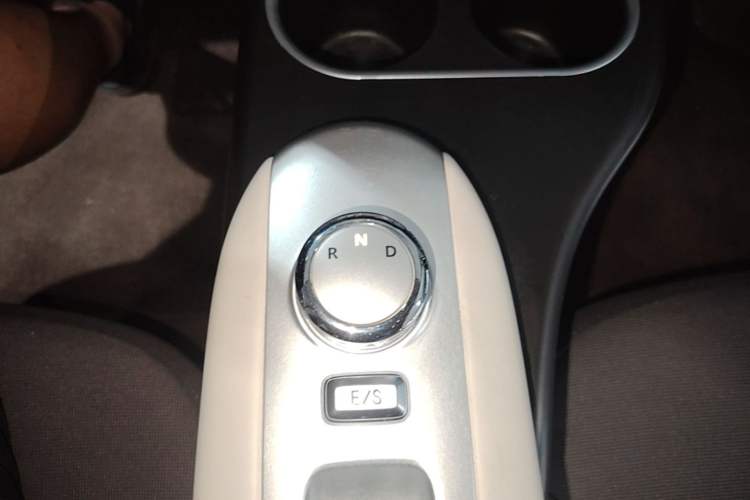 Used CHANGAN NEVO Lumin 2025 205 km Xiangqin Version Gear Lever