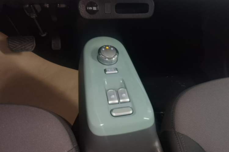 Used CHANGAN NEVO Lumin 2025 205km Refreshing Edition Gear Lever