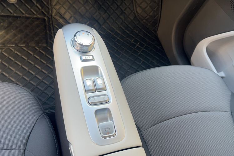 Used CHANGAN NEVO Lumin 2025 205 km Xiangqin Version Gear Lever