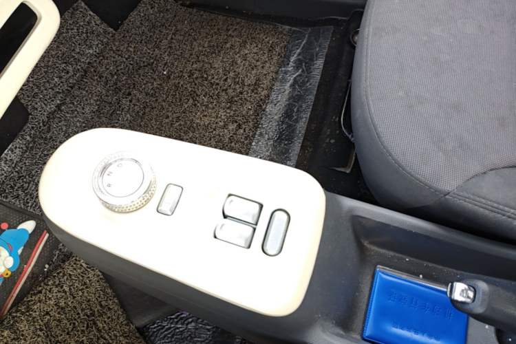 Used CHANGAN NEVO Lumin 2025 205km Refreshing Edition Gear Lever